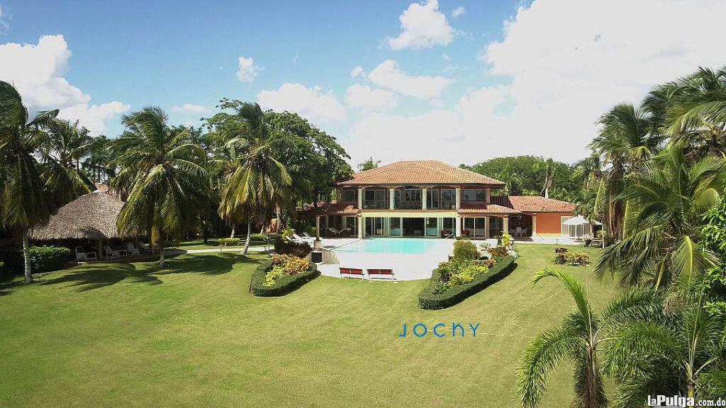 Jochy Real Estate vende villa en Casa de Campo La Romana R.D Foto 7132800-1.jpg
