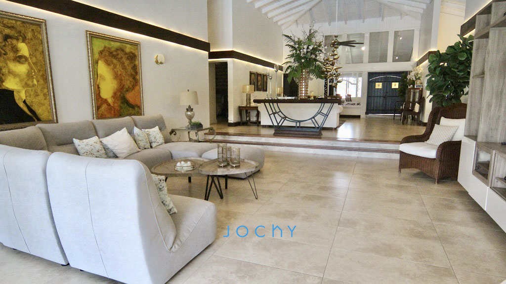 Jochy Real Estate vende villa en Casa de Campo La Romana Foto 7178786-3.jpg
