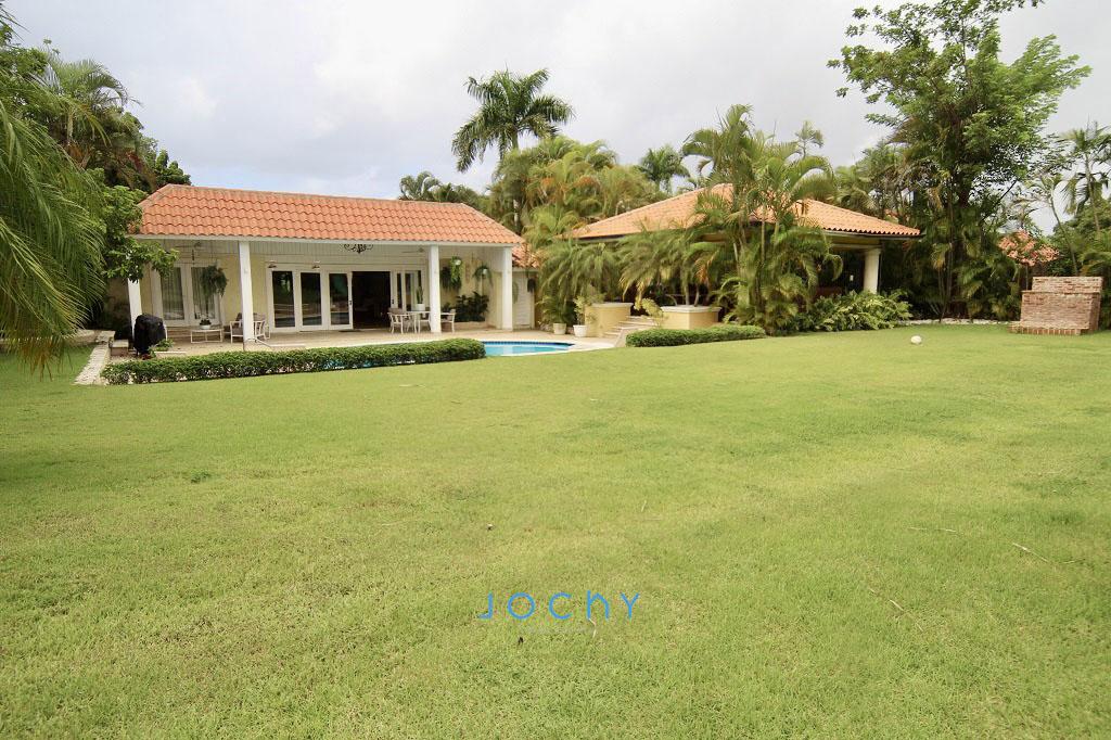 Jochy Real Estate vende villa en Casa de Campo La Romana Foto 7178786-5.jpg