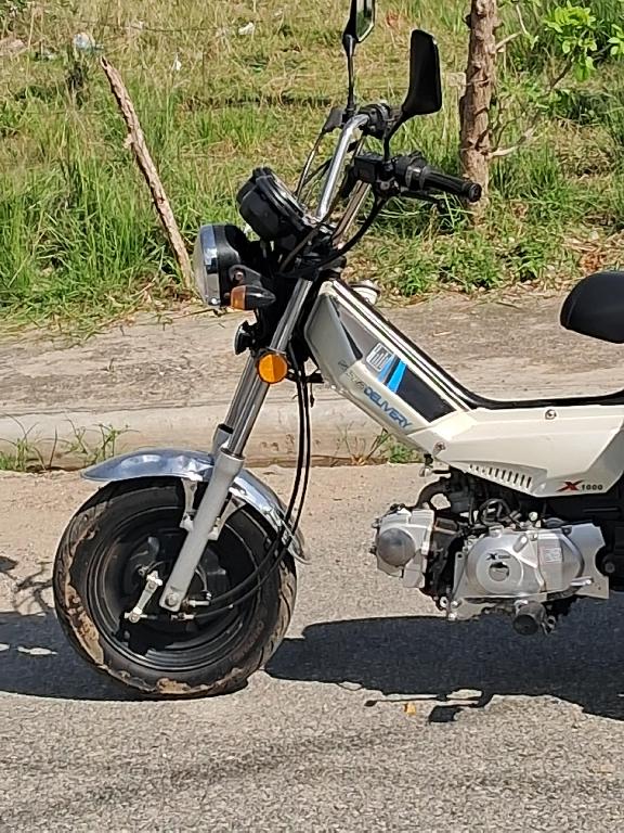 SE VENDE. Motocicleta marca X-1000 Super Delivery.  Foto 7221677-4.jpg