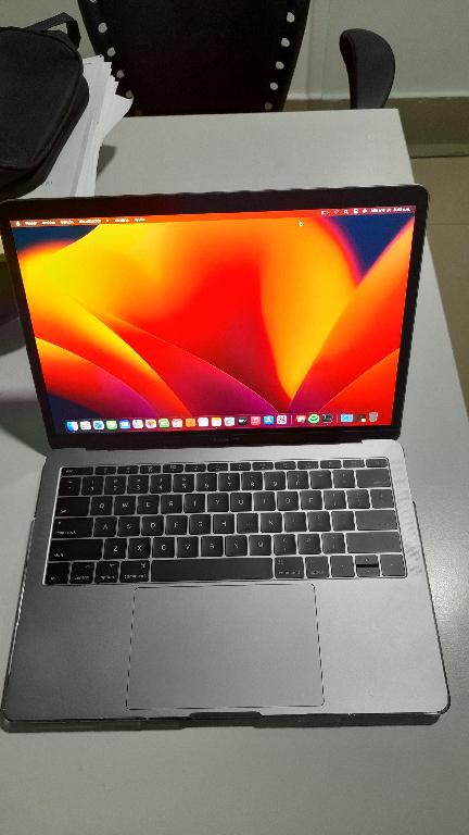 MacBook Pro 2017 en excelentes condiciones! Foto 7223780-1.jpg