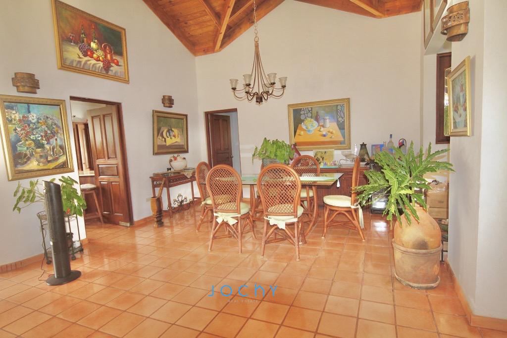Jochy Real Estate vende villa en Casa de Campo La Romana R.D Foto 7225468-4.jpg