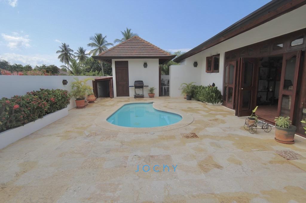 Jochy Real Estate vende villa en Casa de Campo La Romana R.D Foto 7225468-8.jpg
