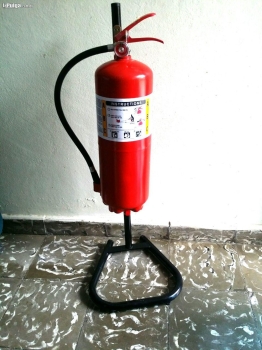 Base pedestal para extintor