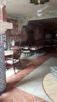 Se alquila restaurante con mobiliario en la zona colonial