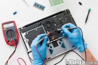 Servicios de reparación de computadoras y laptops
