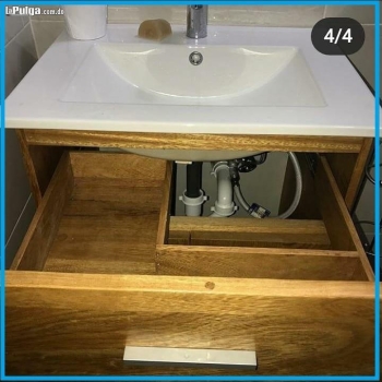 Mueble de baño roble con tapete