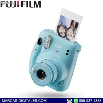 Fujifilm instax mini 11 color azul camara y 10 fotos instantaneas