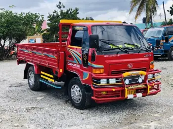 Oferta daihatsu 93 corto cero detalles 400 mil de inicial