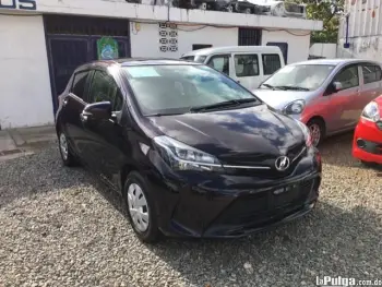 Toyota vitz recien importado aÑo 2017 excelentes condicione