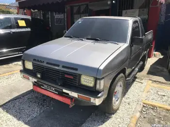 Nissan frontier 1988 gasolina