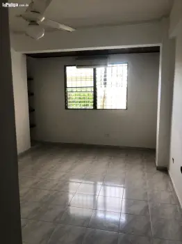 Apartamento en gazcue 2 habitaciones baÑos remodelados