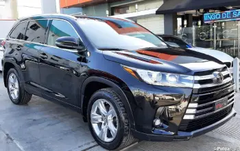 Toyota highlander limited awd 2019