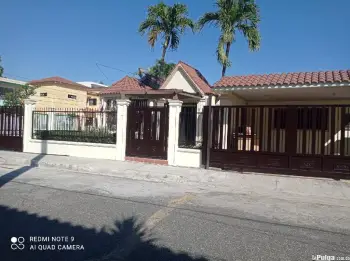 Se vende amplia  casa en las arecas mvs s.c