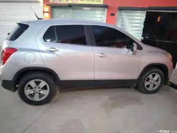 Chevrolet trax 2017 gasolina contacto whatsapp 8098376007