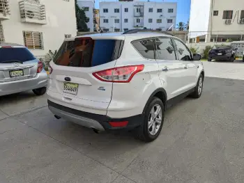 Ford escape se 2015