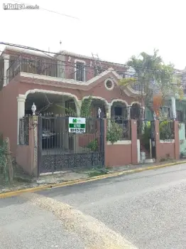 Vendo casa y solar fresca y espaciosa  dos niveles