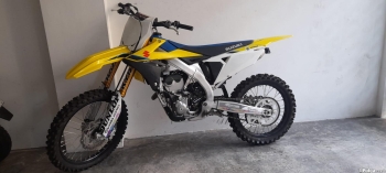 Moto de motocross rmz 250