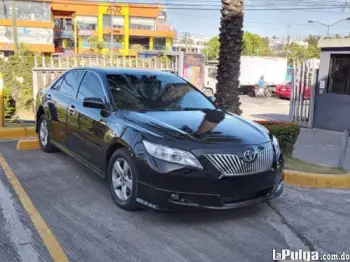 Se renta toyota camry 2007 gasolina