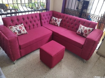Mueble sofa capitoneado