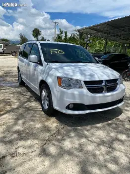 Dodge grand caravan 2018 gasolina