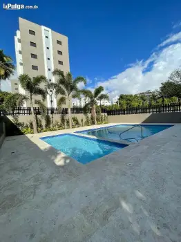 Hermoso apartamento con patio a pocos minutos del aeropuerto