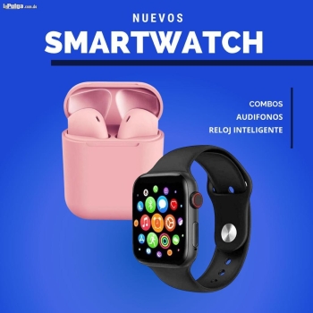 Combo airpods y smartwatch.