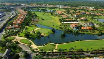 Apartamento de alquiler en cocotal golf and ountry club / punta cana.