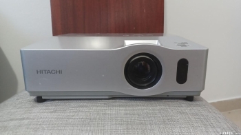 Proyector multimedia hitachi vga