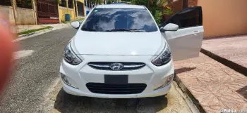 Hyundai accent 2017 con 54km como nuevo