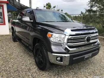 Toyota tundra 2016