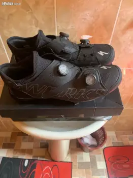 Vendo zapatillas s work ares de ciclismo profesional. en bar