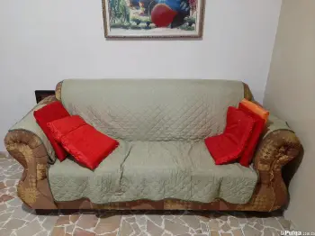 Juego de mueble en oferta por reparación.