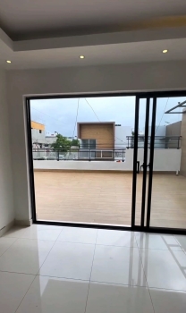 Hermoso apartamento de 3 habitaciones con terraza privada en santo dom