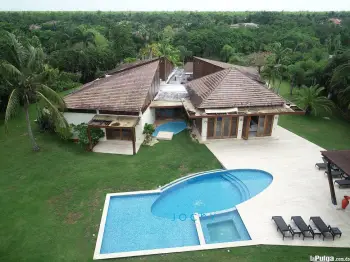 Jochy real estate vende villa en casa de campo la romana r.d