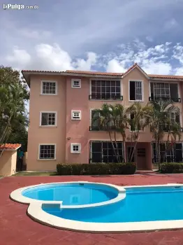 Vendo apartamento en pueblo bávaro