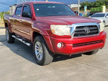 Vendo toyota tacoma 2006