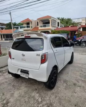 Daihatsu mira 2013 caja nueva