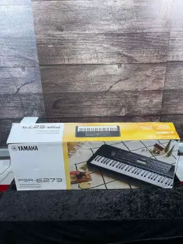 Piano yamaha psr-e273 /61teclas