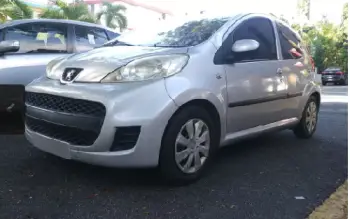 Peugeot 107 año 2009 - super económico