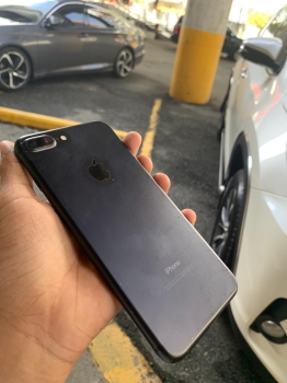 Iphone 7 plus factory  sellado debloqueado