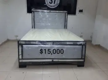 Cama tapizada con colchon