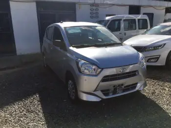 Daihatsu mira es 2018