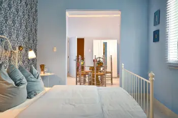 Apartamento segundo nivel en zona colonial