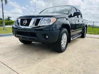 Nissan frontier sv 2019 en hato mayor