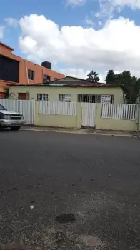 Casa en villa altagracia centro del pueblo