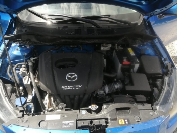 Mazda demio 2017