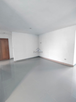 Apartamento en 4to piso con azotea exclusiva gurabo abda01