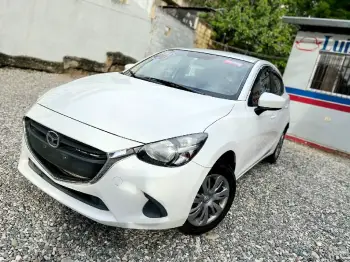 Mazda demio 2017