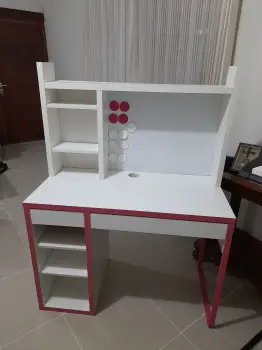 Mesa de estudio para niÑa